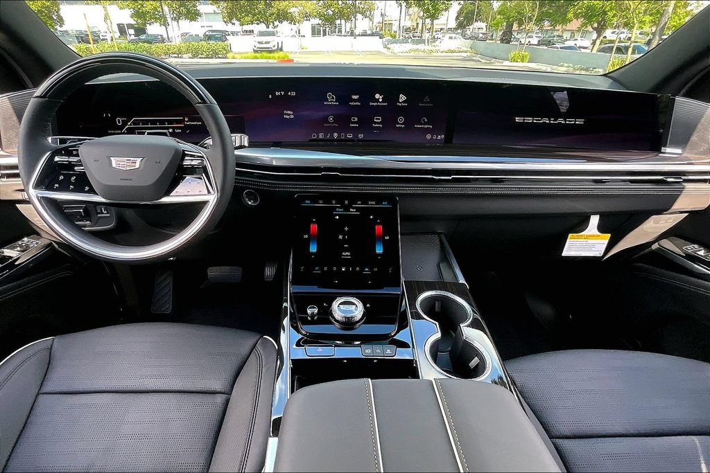 New 2026 Cadillac Escalade Luxury w/ LPO, Floor Liner Package AWD/4WD image 7