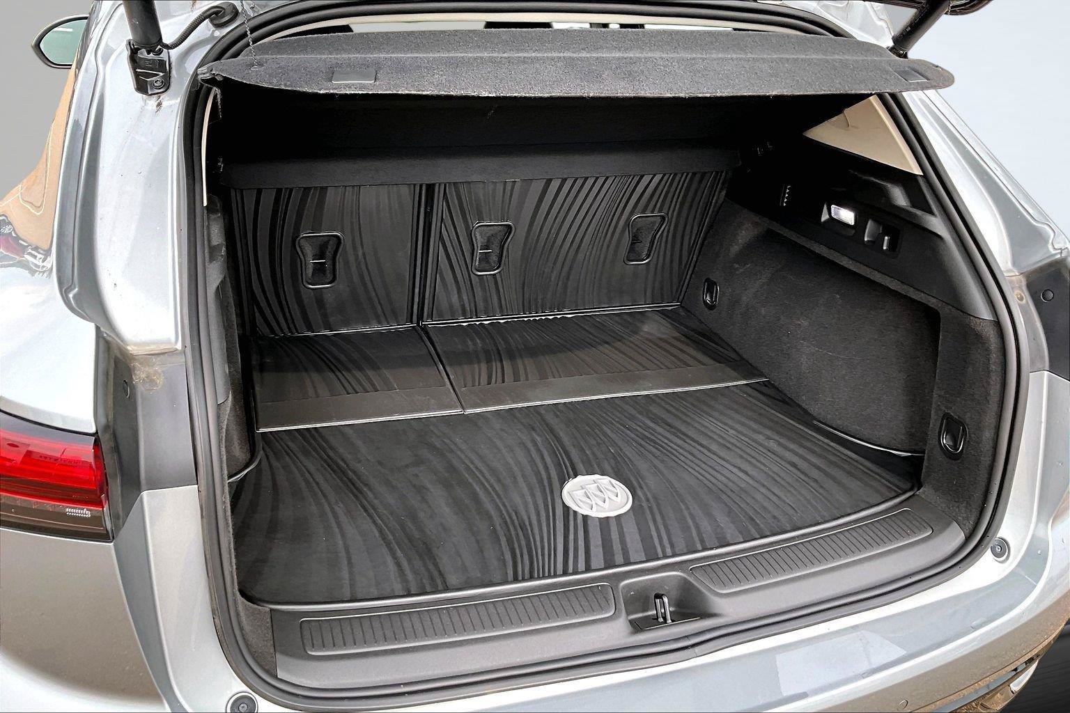 Used 2023 Buick Envision Preferred w/ Sport Touring Package AWD/4WD image 5