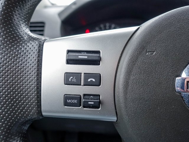 Used 2014 Nissan Frontier SV image 10