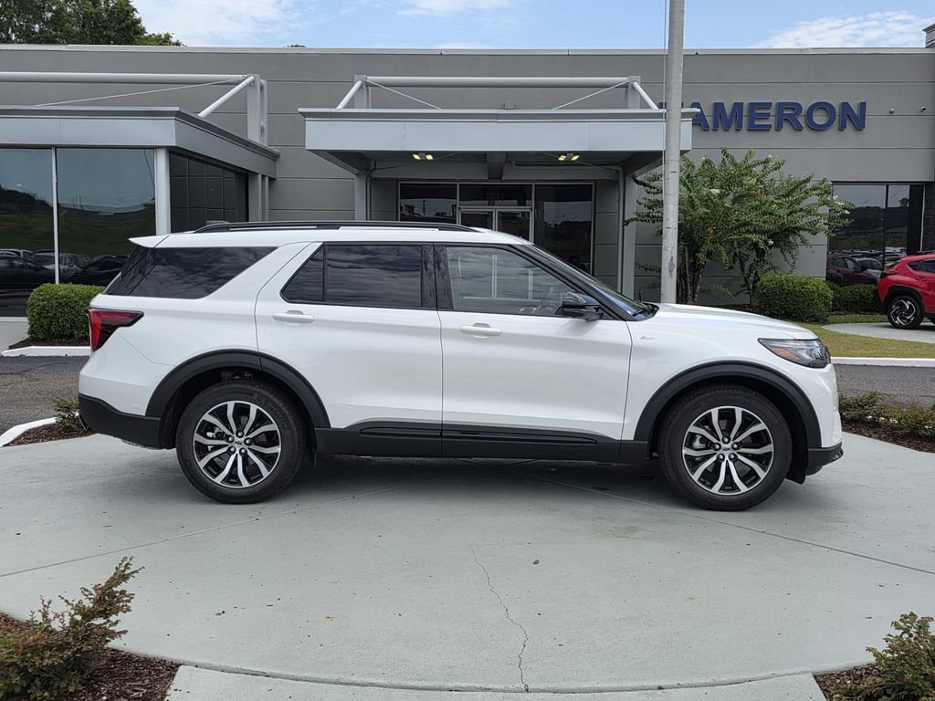 Used 2026 Ford Explorer ST-Line RWD image 37