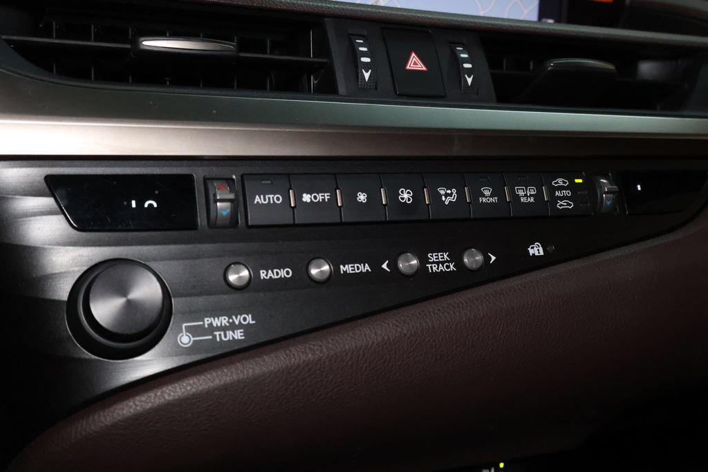 Used 2019 Lexus ES 350 w/ Premium Package FWD image 31