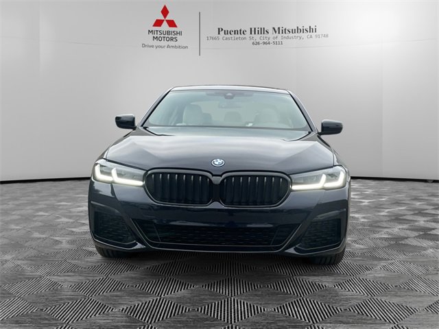 Used 2022 BMW 530e w/ M Sport Package image 2