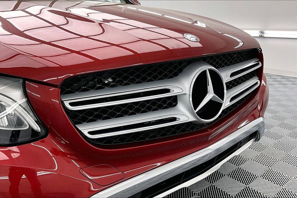 Used 2017 Mercedes-Benz GLC 300 4MATIC image 28