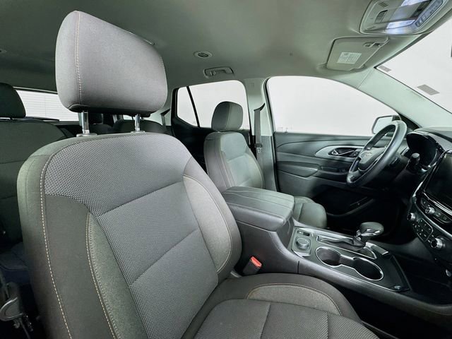 Used 2021 Chevrolet Traverse LT image 29