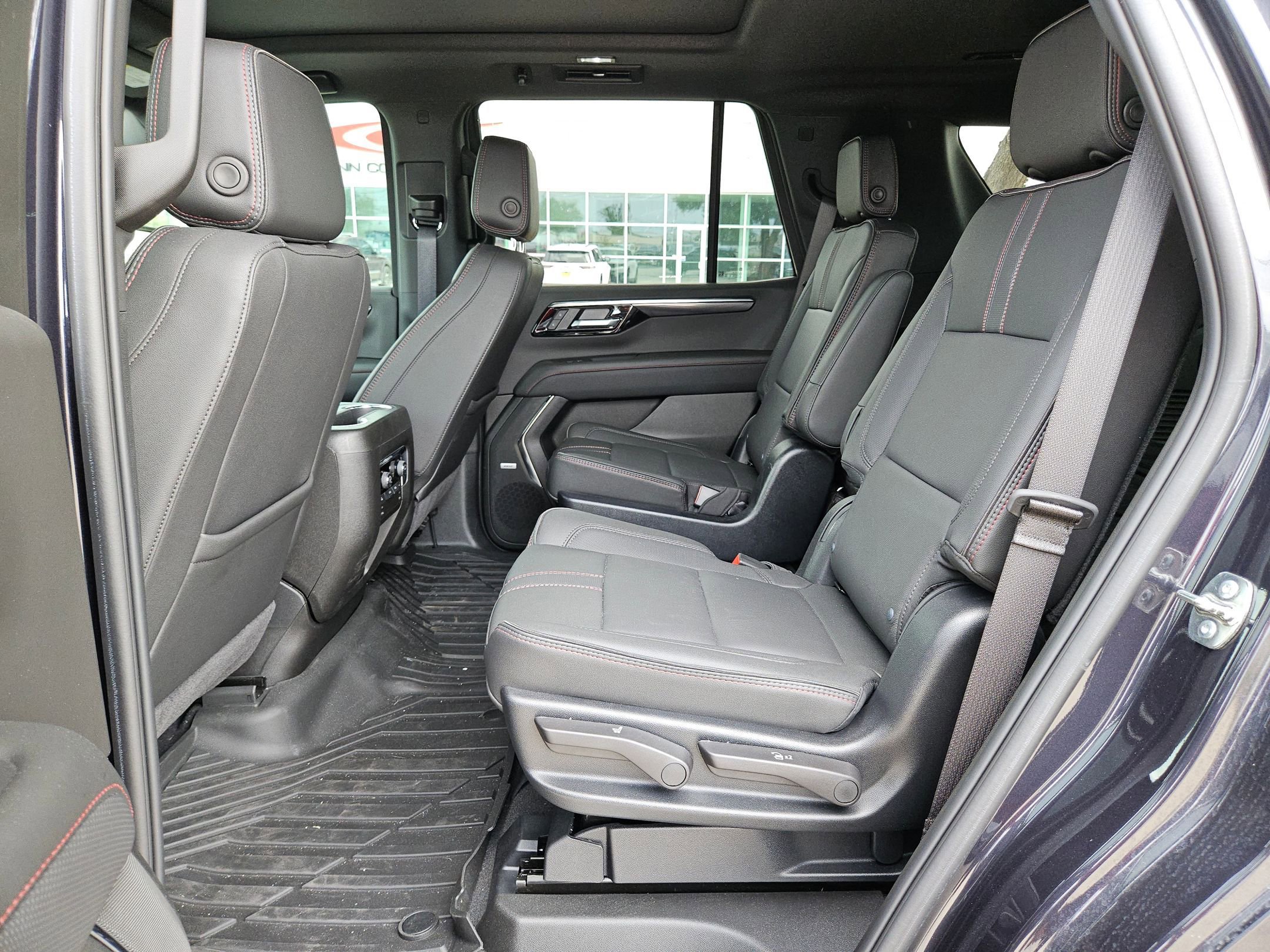 Used 2025 Chevrolet Tahoe RST w/ RST Capability Package image 14