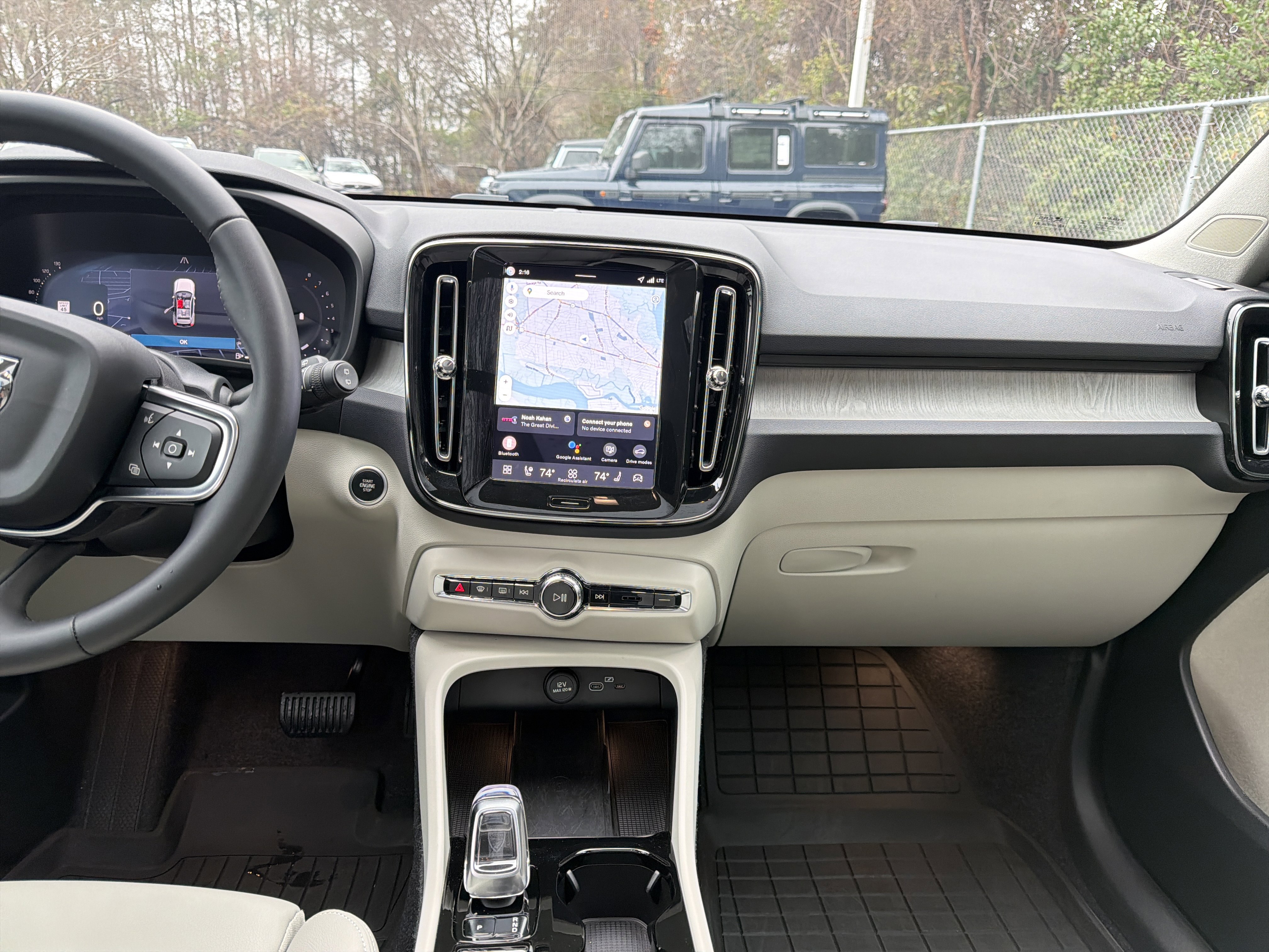 Used 2026 Volvo XC40 B5 Plus w/ Protection Package Premier image 68