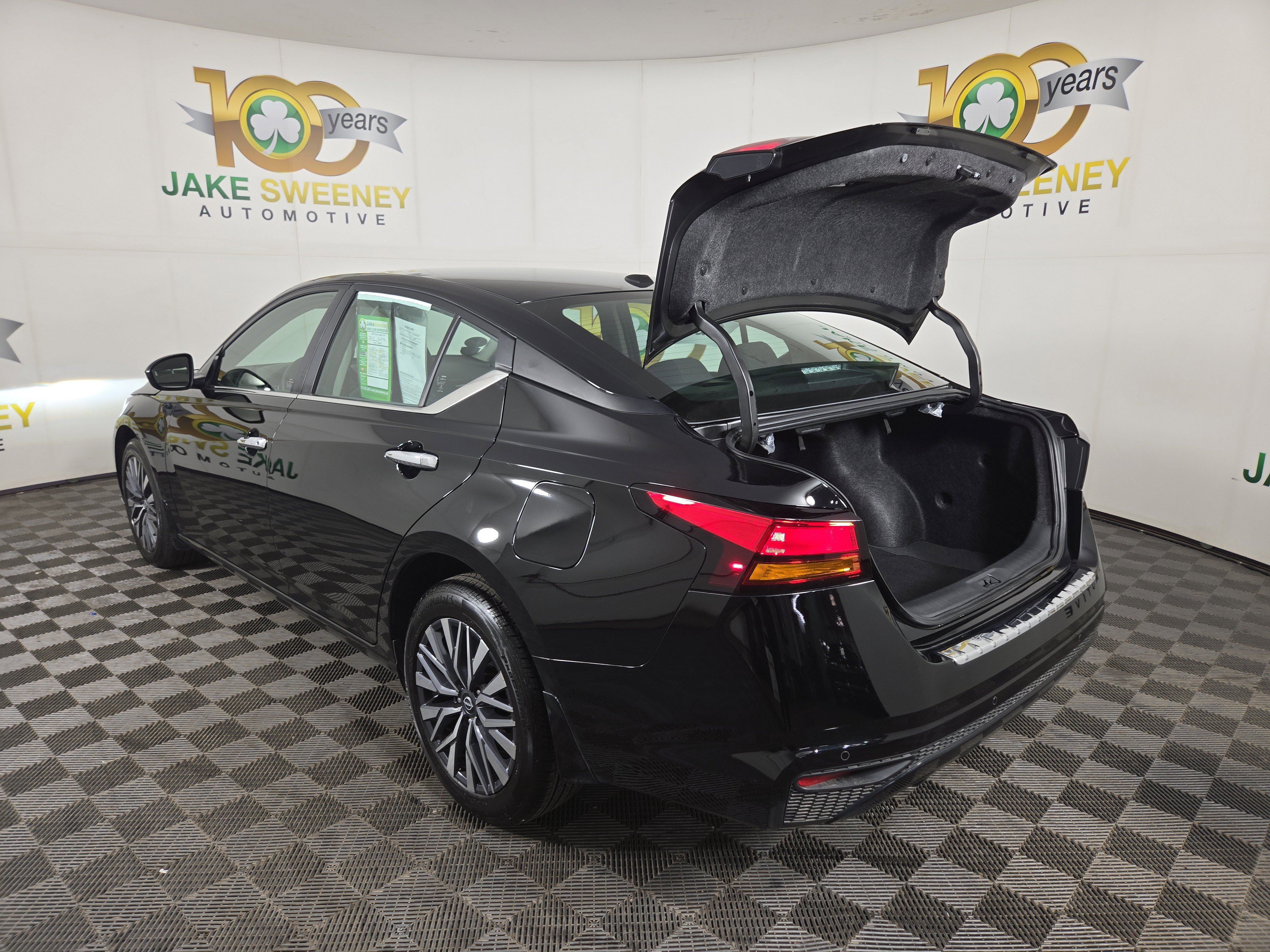 Used 2023 Nissan Altima 2.5 SV image 30