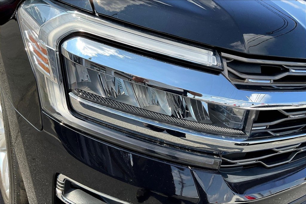 Used 2023 Ford Expedition King Ranch AWD/4WD image 31