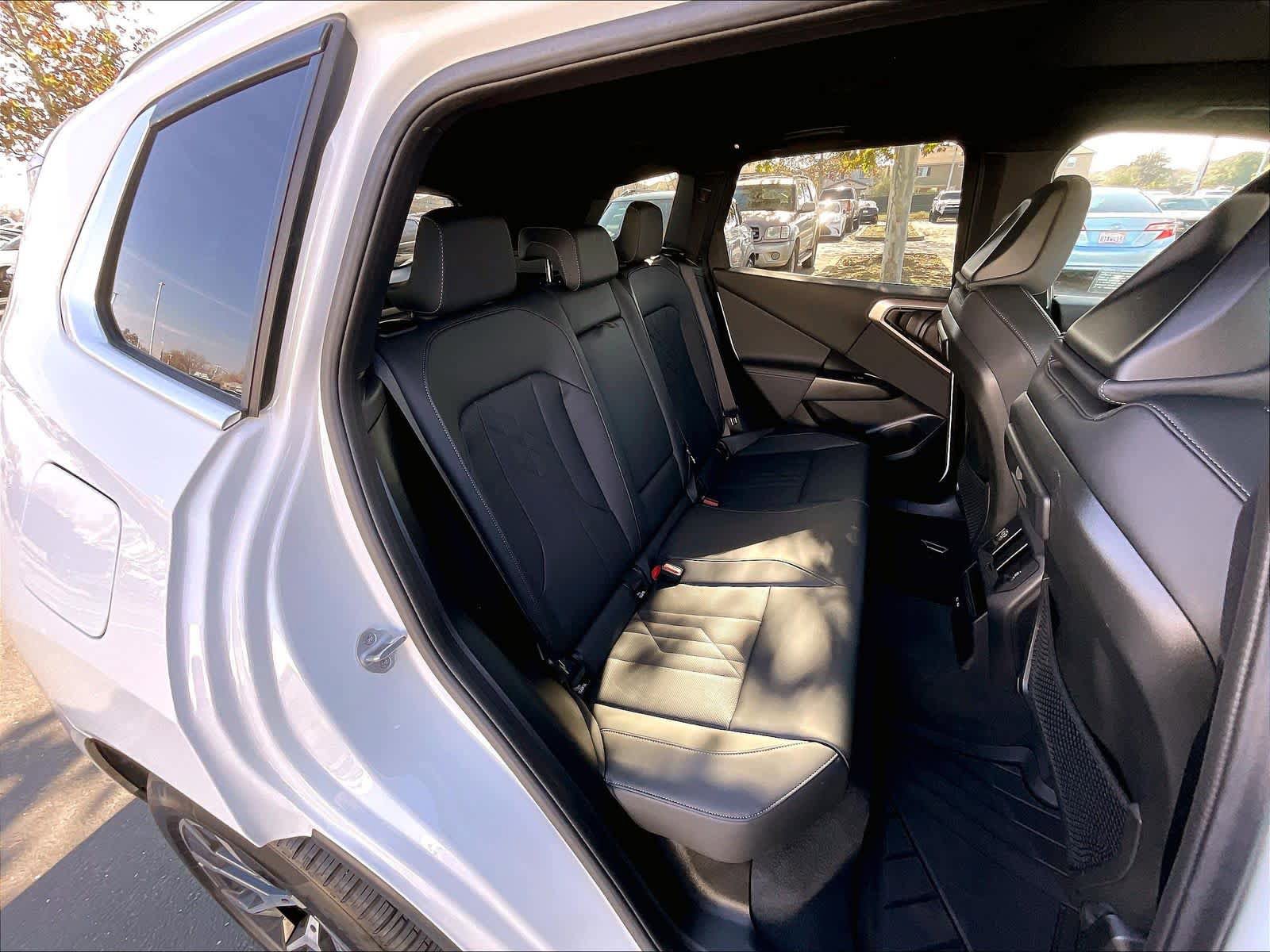 Certified 2025 BMW X3 xDrive30i w/ Convenience Package image 27