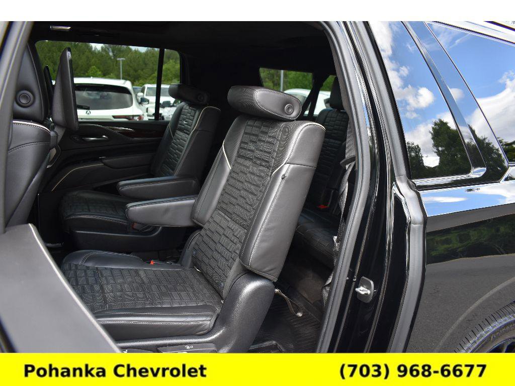 Used 2021 Cadillac Escalade ESV Sport Platinum w/ LPO, ONYX Package AWD/4WD image 31
