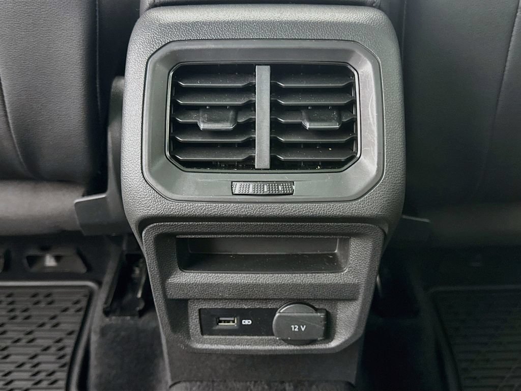 Used 2019 Volkswagen Tiguan SEL Premium R-Line AWD/4WD image 31