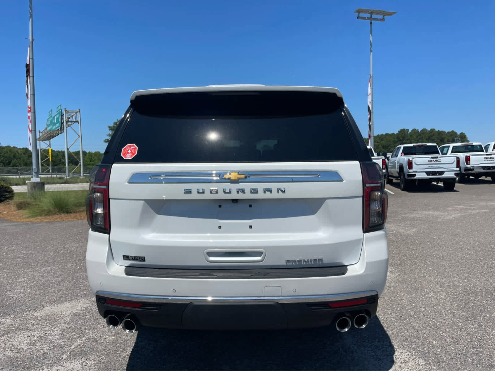 Used 2024 Chevrolet Suburban Premier AWD/4WD image 6