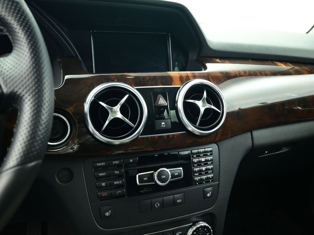 Used 2015 Mercedes-Benz GLK 350 4MATIC image 21