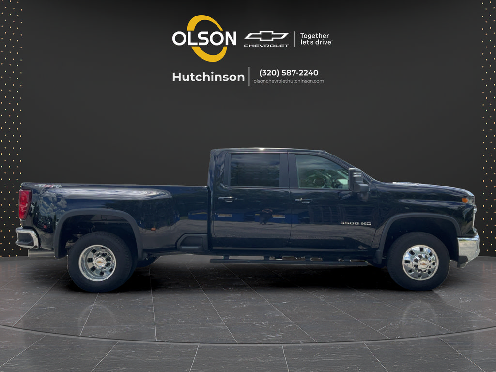 Used 2026 Chevrolet Silverado 3500 LT w/ All Star Edition AWD/4WD image 14