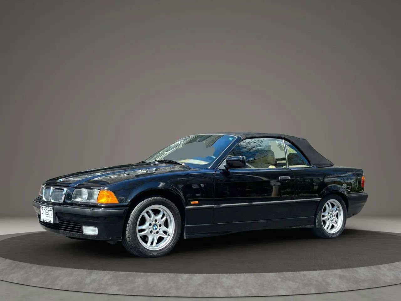 Used 1997 BMW 328i Convertible RWD image 1