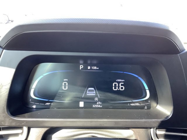 Certified 2024 Hyundai Elantra SE FWD image 30
