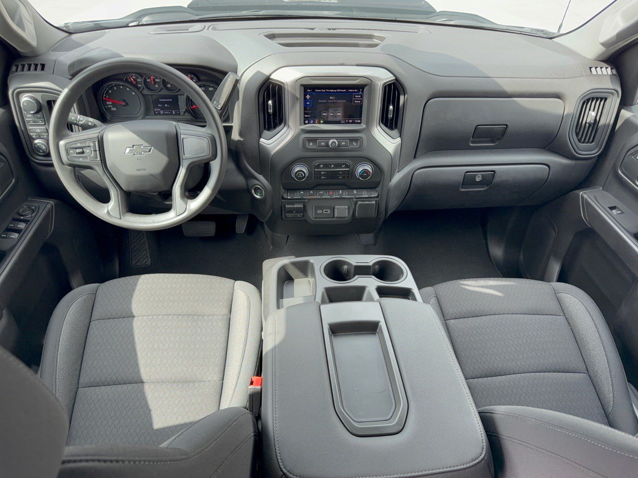Used 2024 Chevrolet Silverado 1500 Custom Trail Boss AWD/4WD image 17