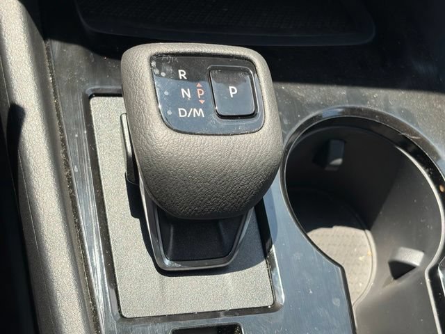 Certified 2026 Nissan Rogue SV FWD image 24
