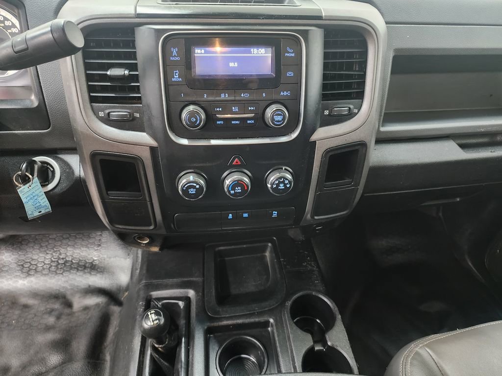 Used 2018 RAM 2500 Tradesman AWD/4WD image 15