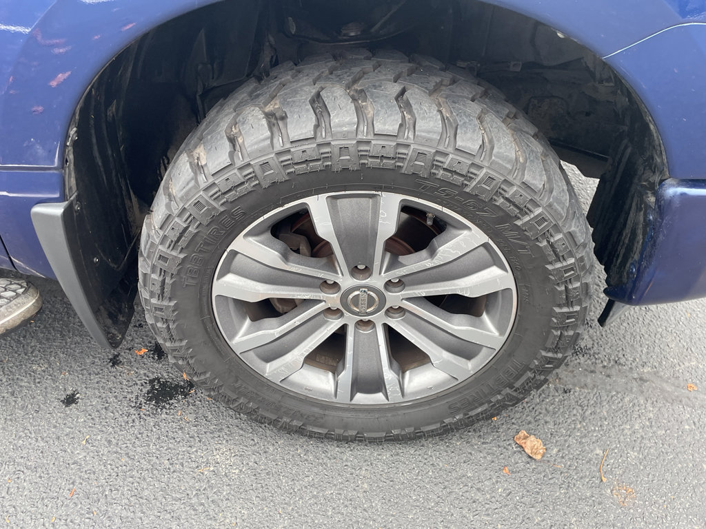 Used 2017 Nissan Titan SL image 18