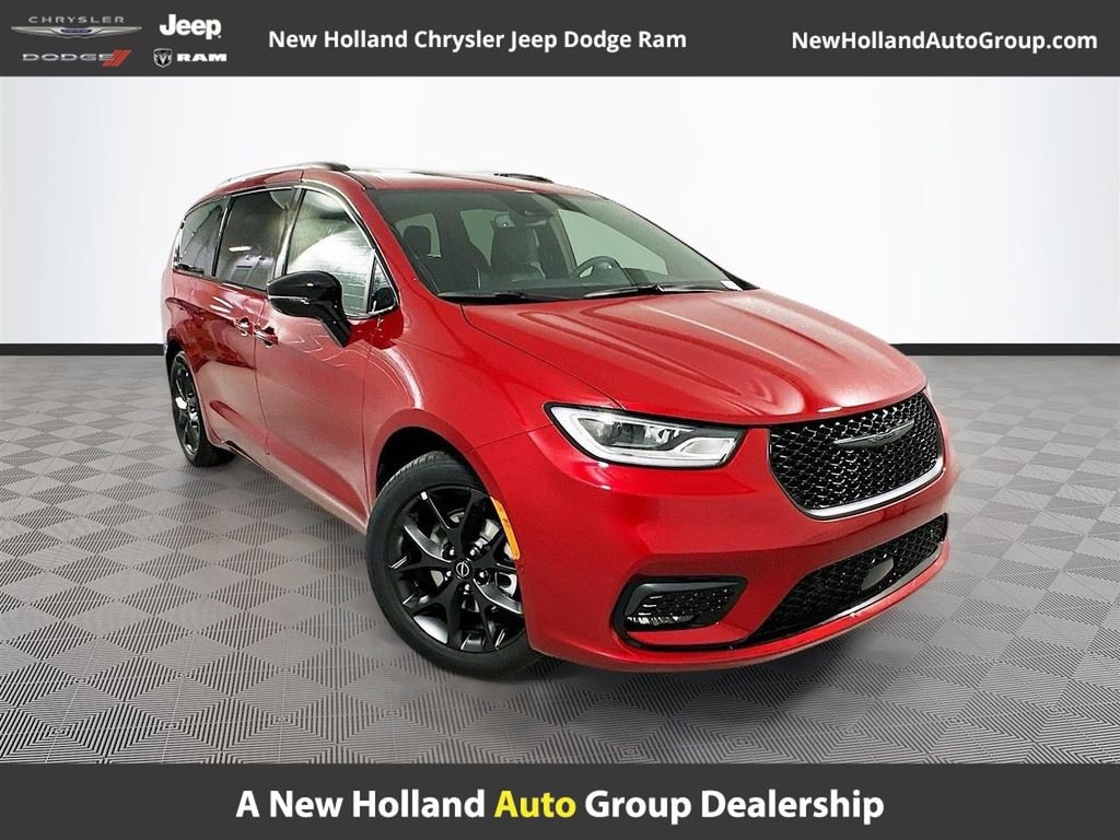 New 2026 Chrysler Pacifica Limited w/ S Appearance Package image 1