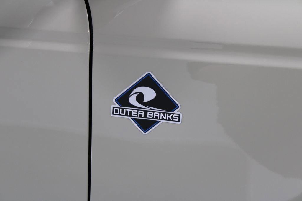 New 2025 Ford Bronco Outer Banks image 12