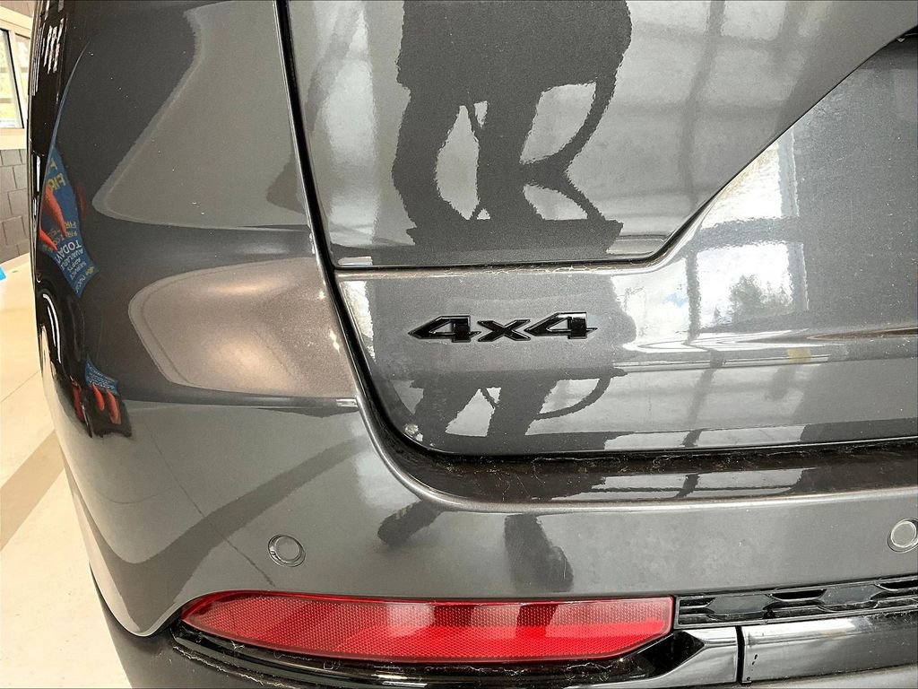 Used 2023 Jeep Grand Cherokee Altitude image 27