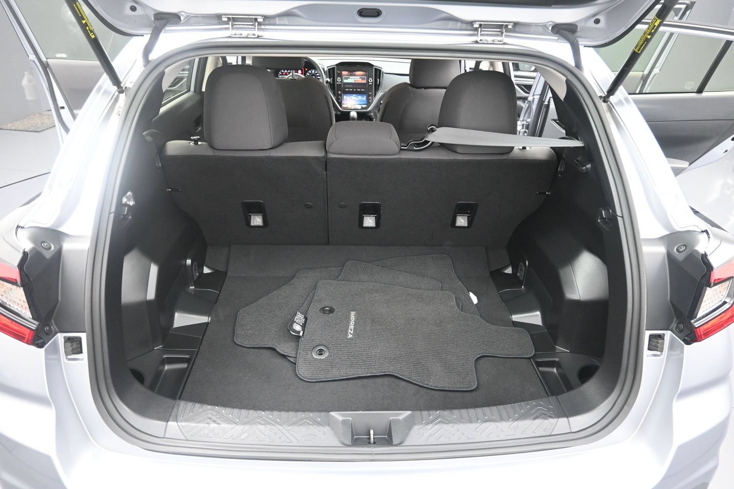 Used 2024 Subaru Impreza 2.0i AWD/4WD image 34