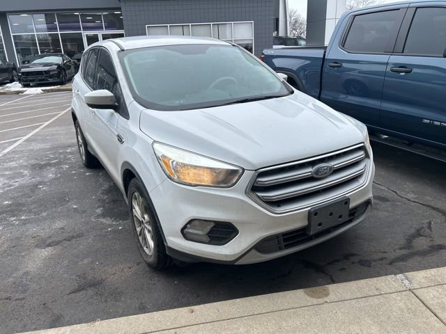 Used 2017 Ford Escape SE