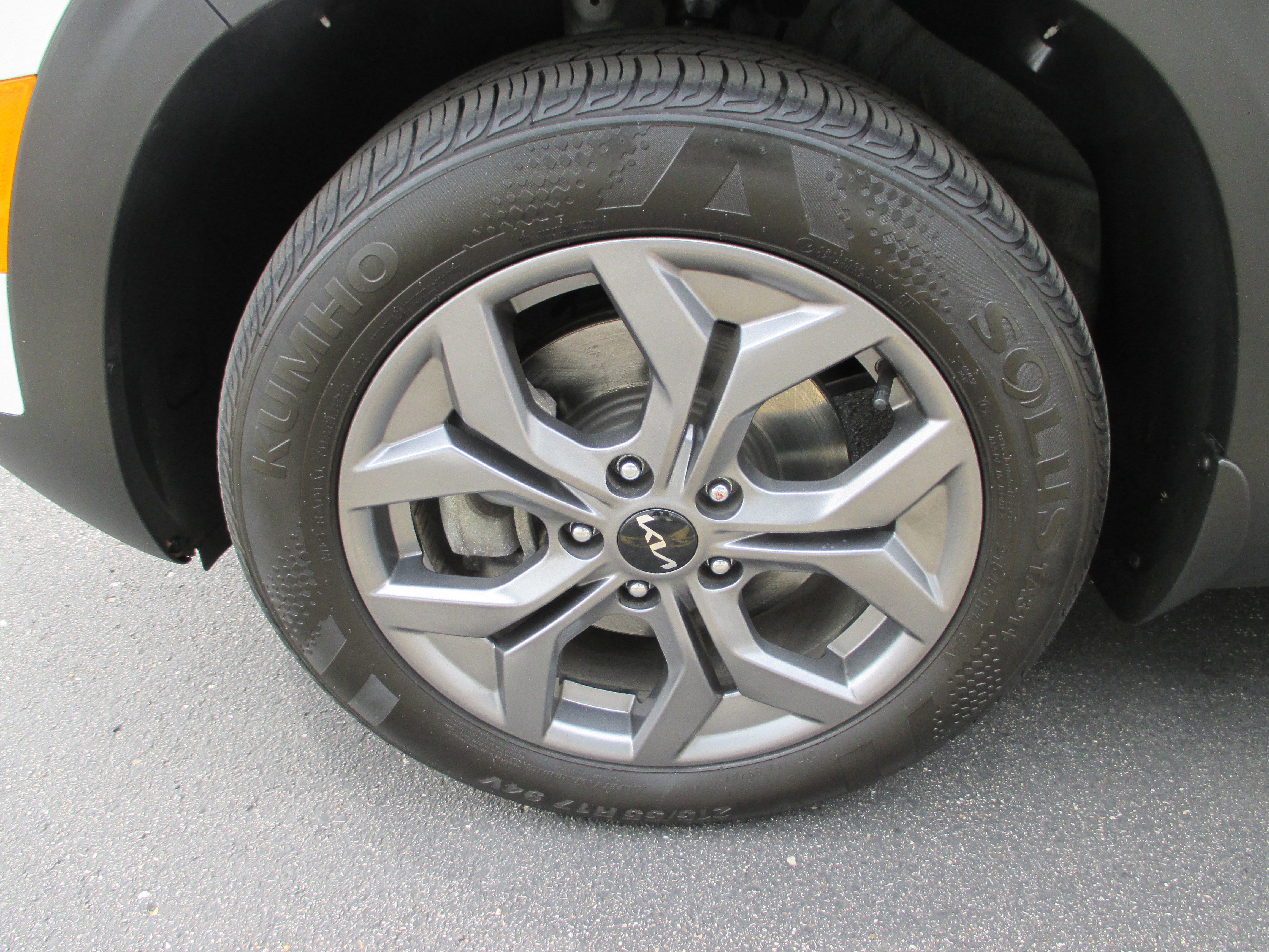 Used 2024 Kia Seltos S AWD/4WD image 10