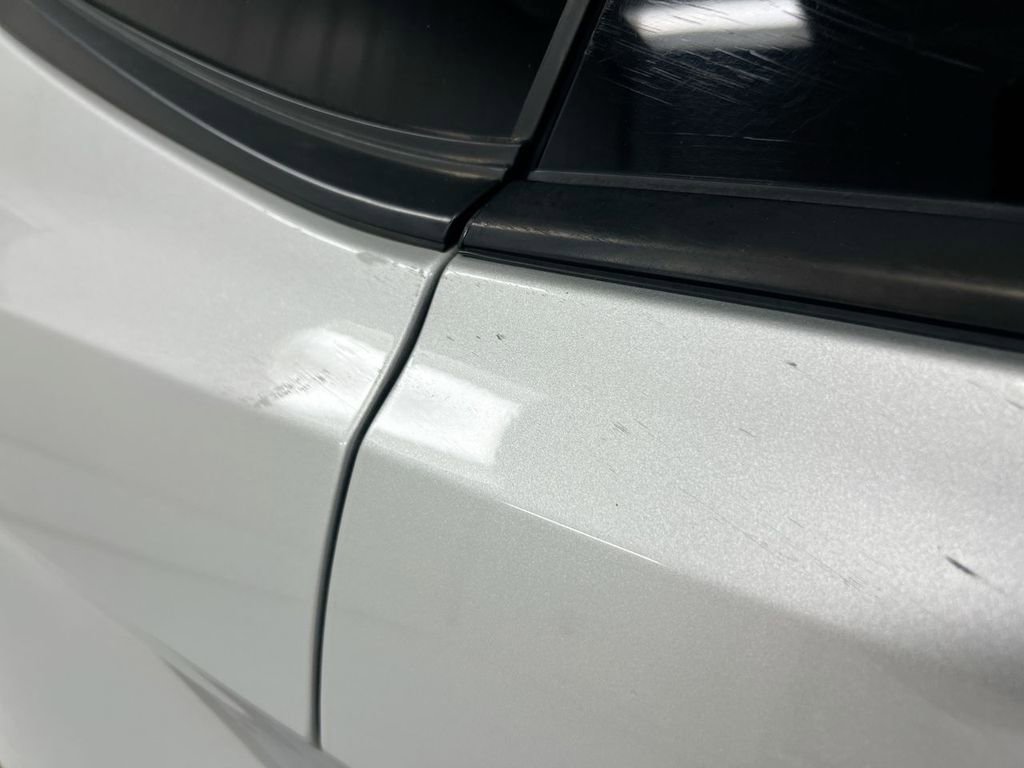 Used 2015 Ford Edge SE FWD image 30