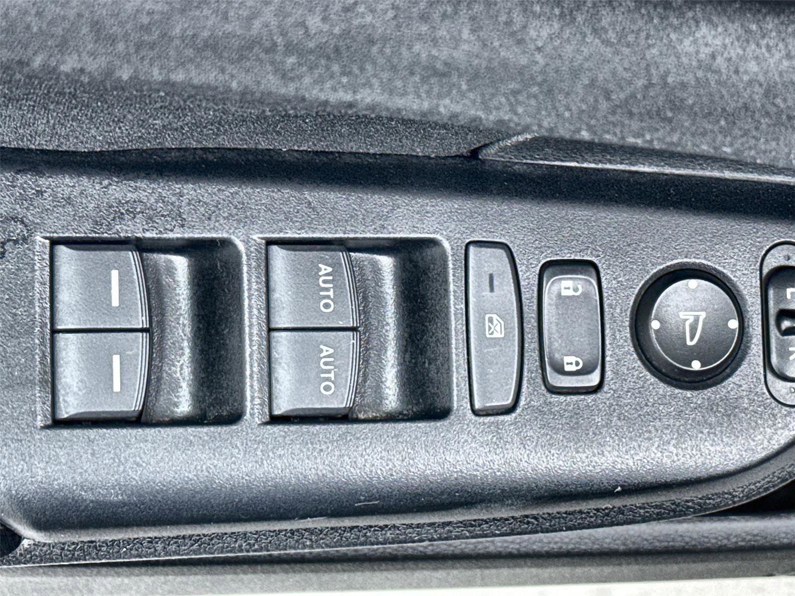 Used 2019 Honda Civic EX image 12