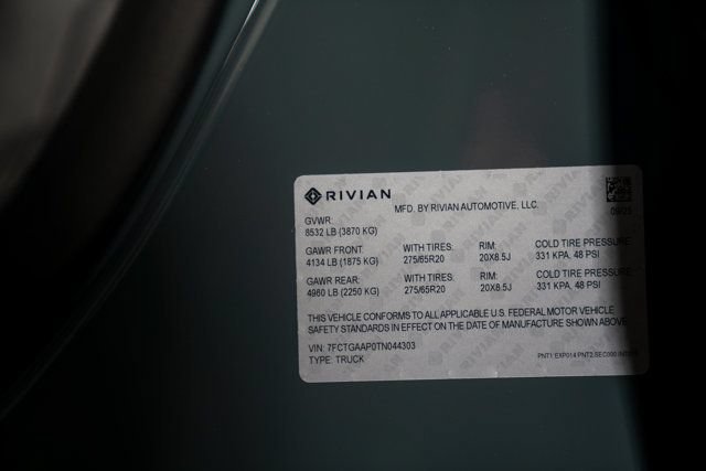 Used 2026 Rivian R1T Premium AWD/4WD image 38