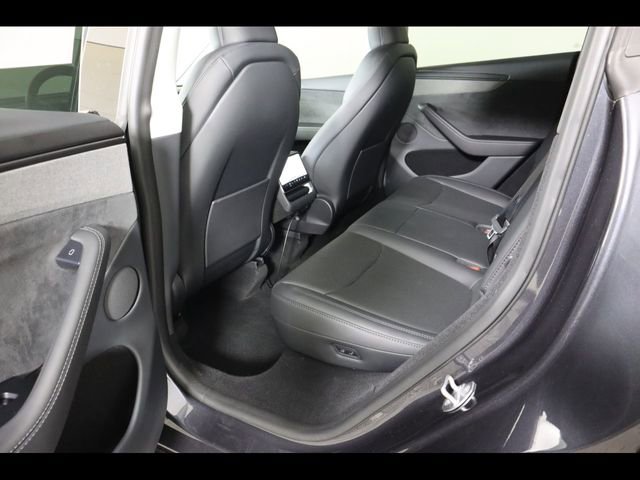 Used 2026 Tesla Model Y Long Range AWD/4WD image 15