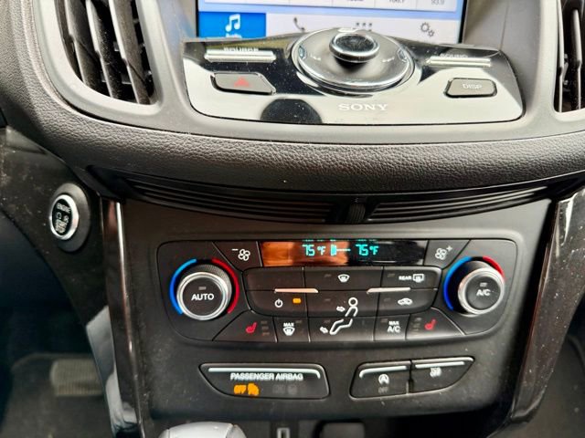 Used 2017 Ford Escape Titanium image 32