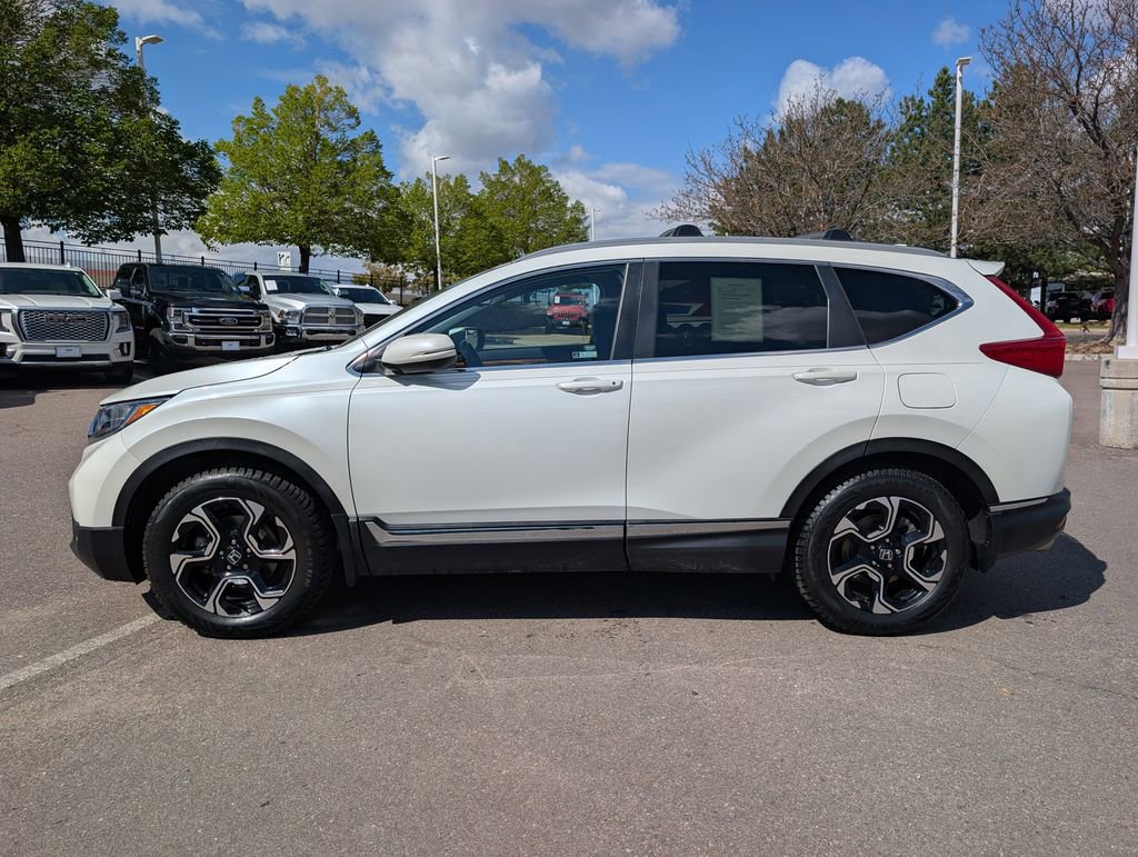 Used 2018 Honda CR-V Touring image 3