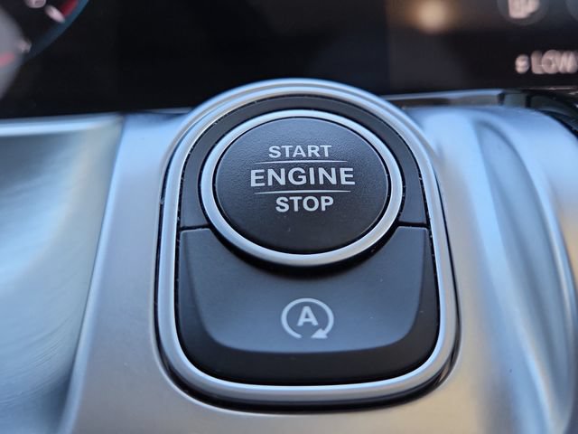 Certified 2023 Mercedes-Benz GLB 250 4MATIC image 11