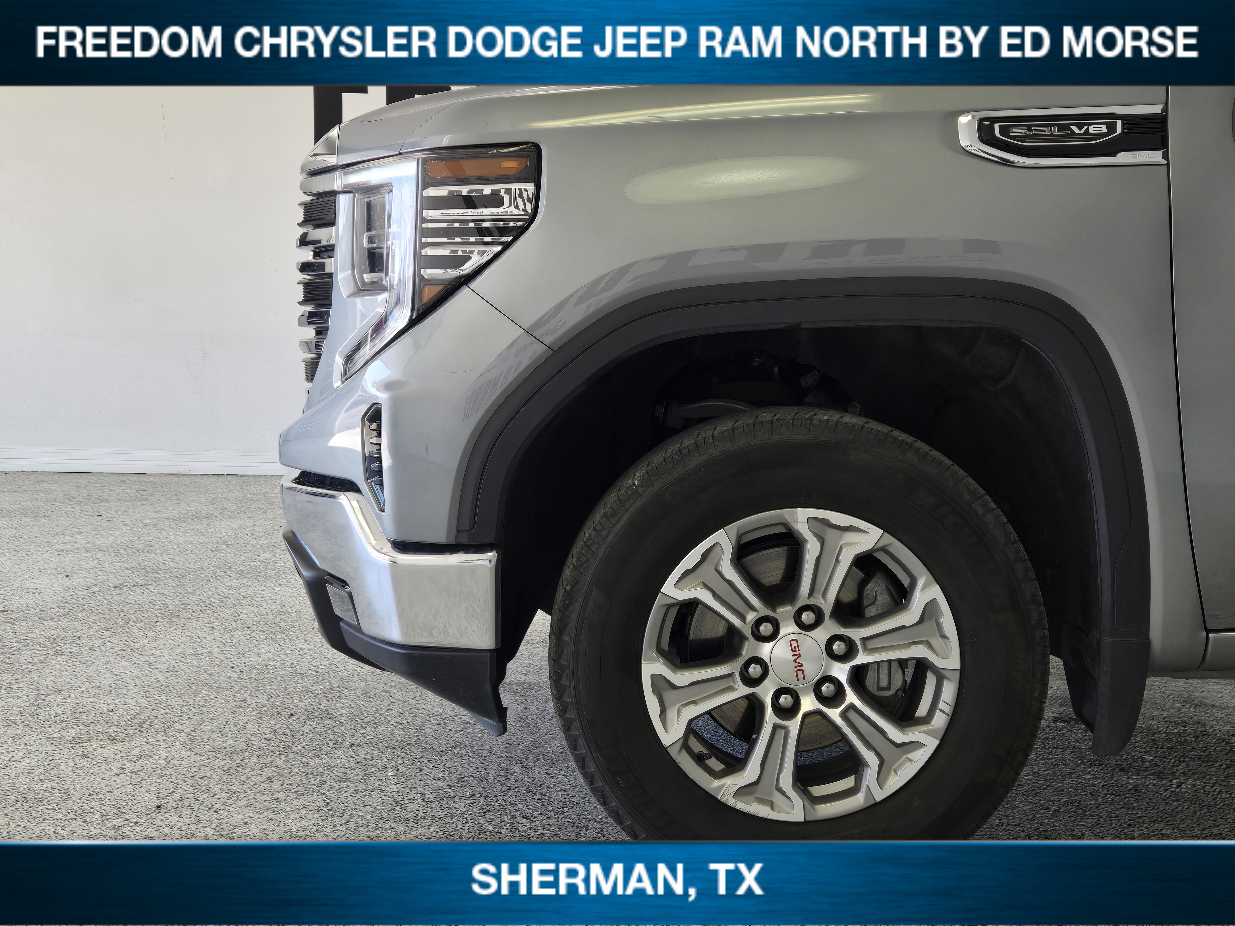 Used 2025 GMC Sierra 1500 SLT AWD/4WD image 6