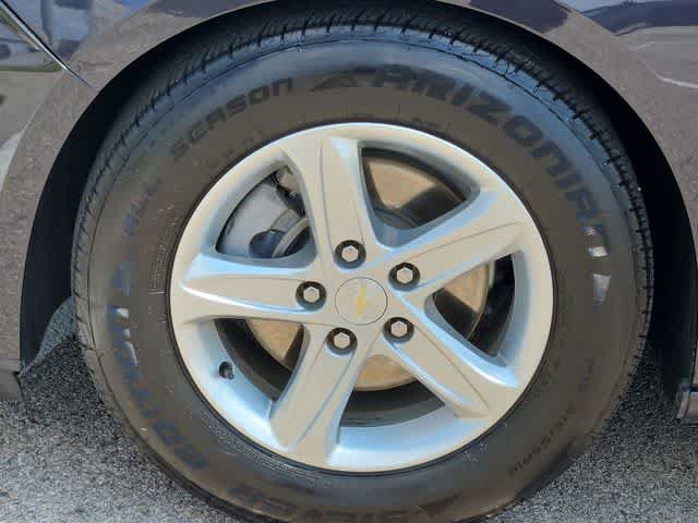 Used 2022 Chevrolet Malibu LS w/ Driver Confidence Package II FWD image 13