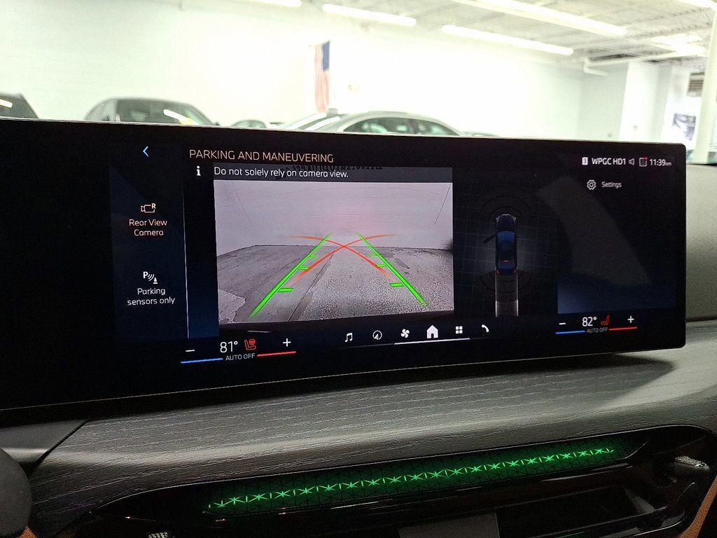 Used 2025 BMW 330i xDrive Sedan image 20