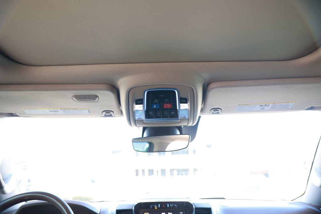 Used 2021 RAM 1500 Limited image 32