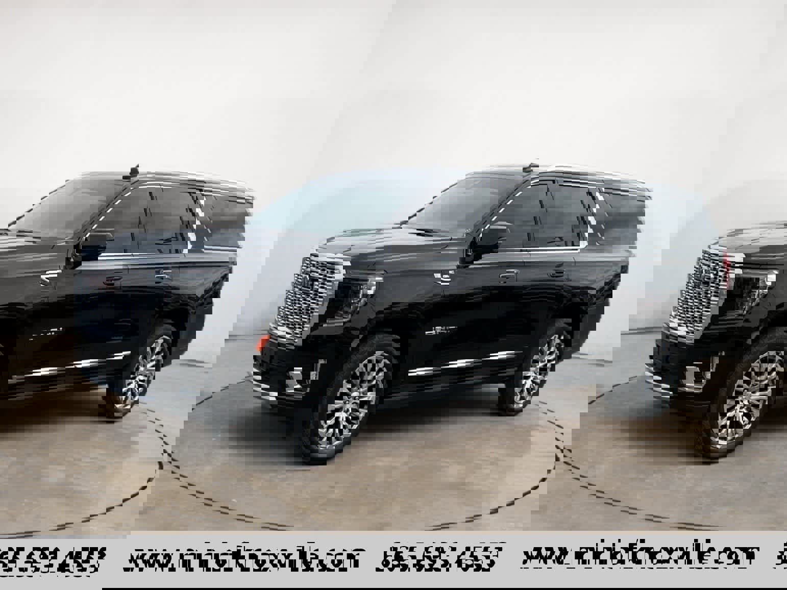 Used 2022 GMC Yukon XL Denali w/ Denali Premium Package image 7