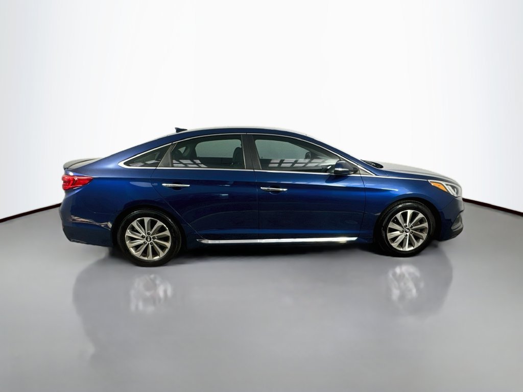 Used 2015 Hyundai Sonata Sport w/ Option Group 04 FWD image 9