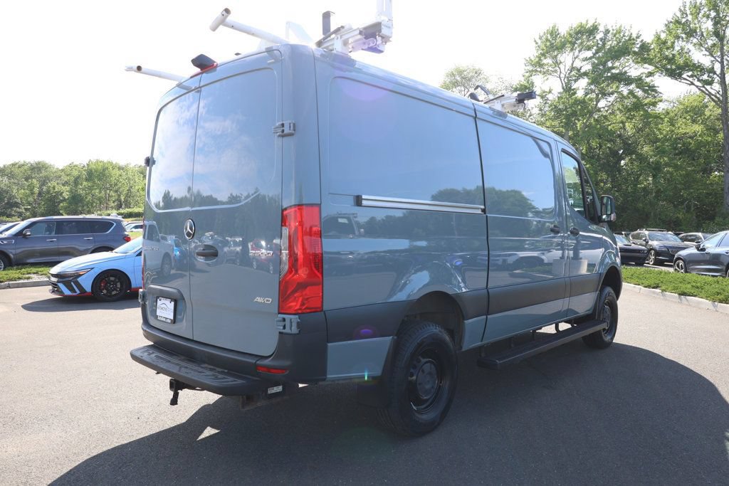 Used 2024 Mercedes-Benz Sprinter 2500 image 5