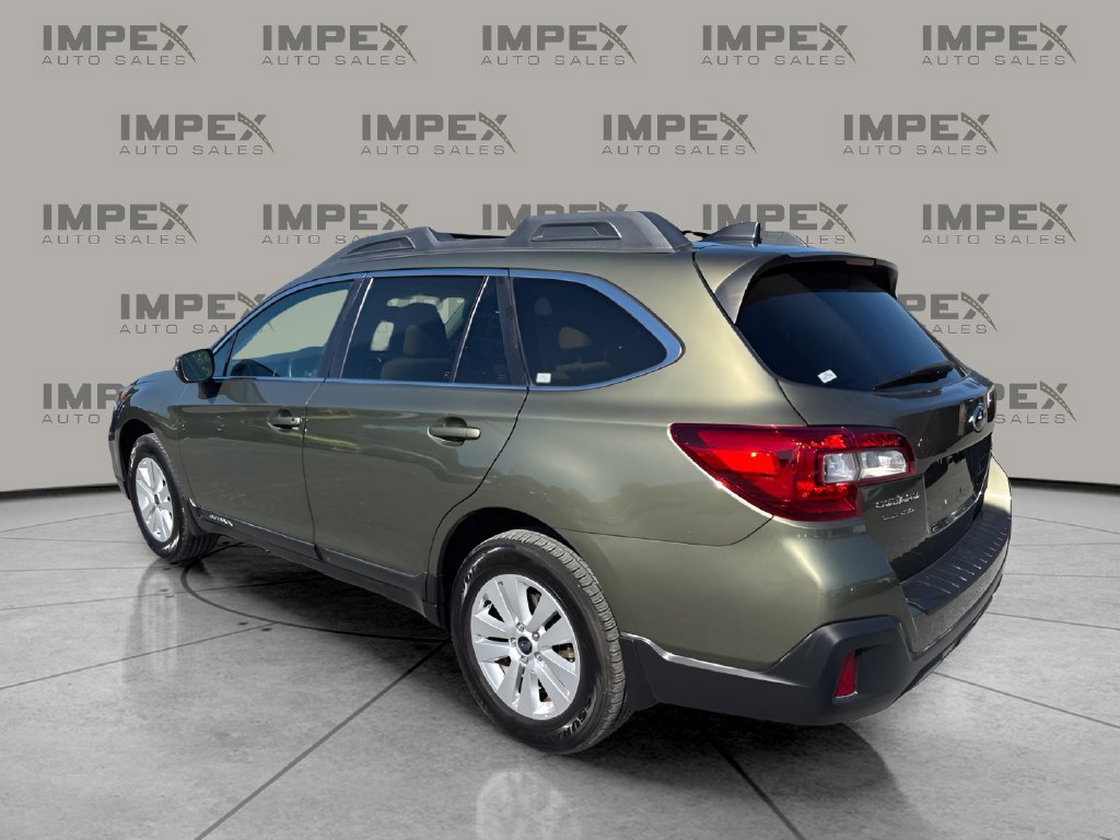 Used 2019 Subaru Outback 2.5i Premium AWD/4WD image 3