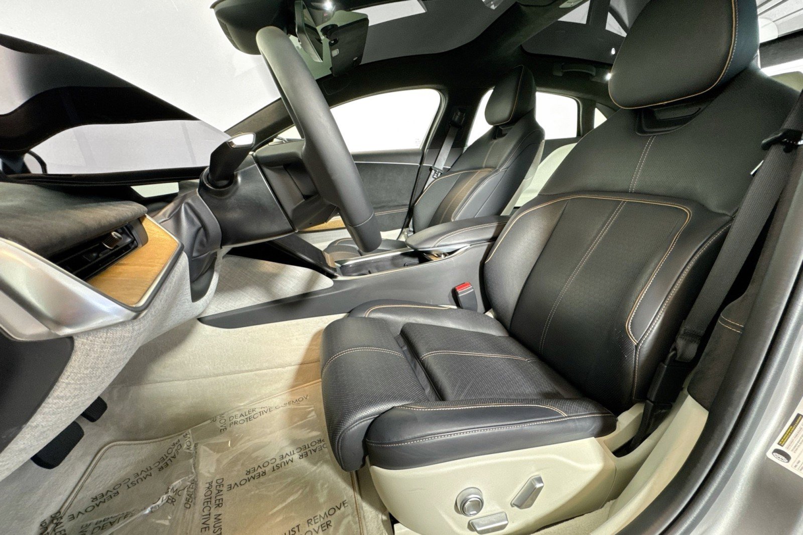 Used 2022 Lucid Air Grand Touring image 18