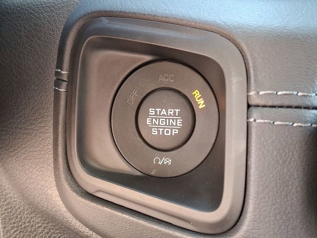Used 2024 Jeep Wrangler Unlimited Rubicon 4xe AWD/4WD image 22