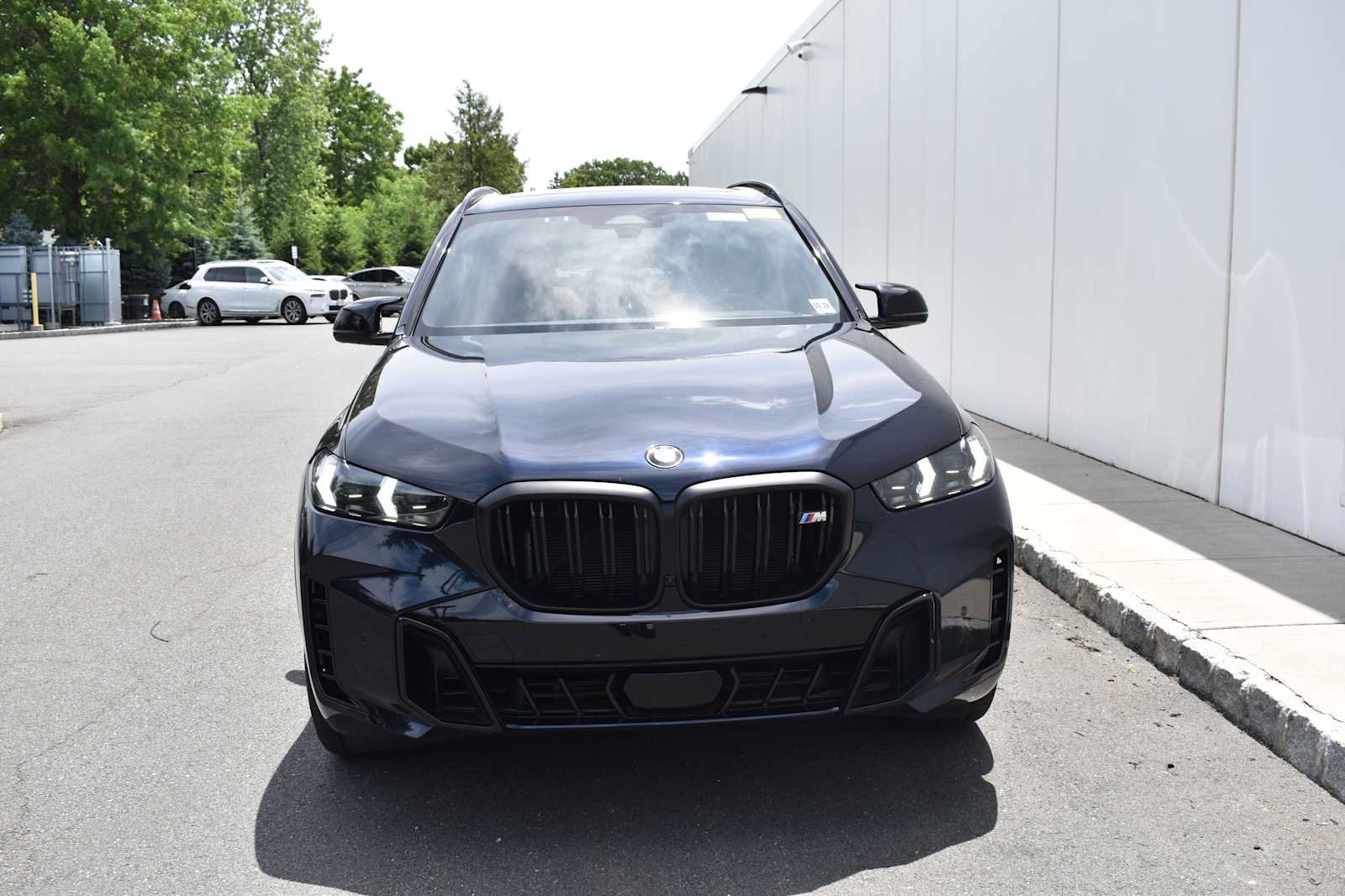 Used 2024 BMW X5 M60i w/ Executive Package AWD/4WD image 3