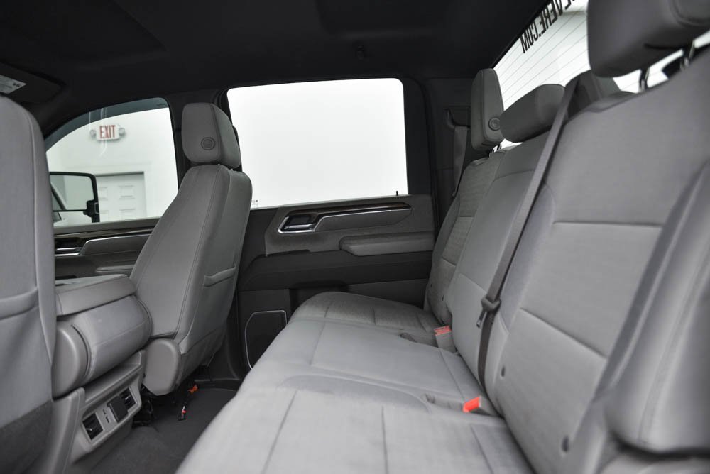 Used 2024 Chevrolet Silverado 2500 LT w/ Convenience Package image 14