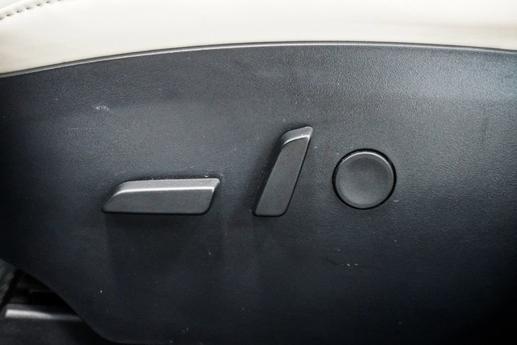 Used 2020 Tesla Model S Long Range image 7